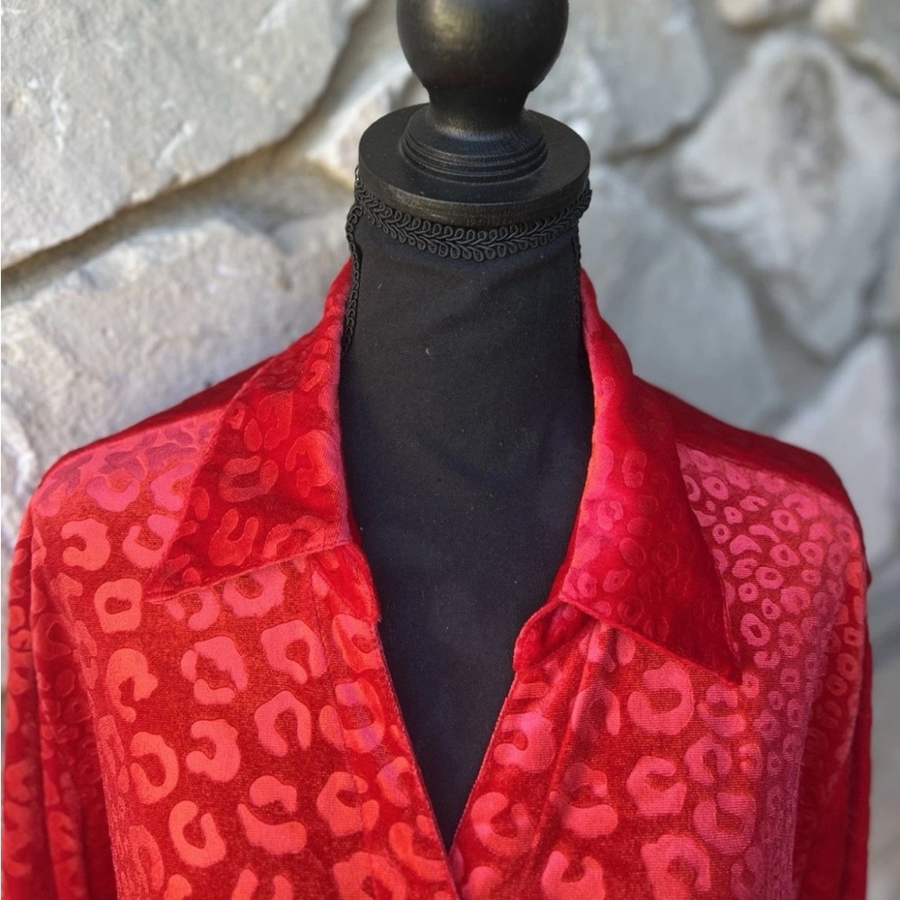 Ruby Rd Holiday Christmas Tunic Top XL 1X Red Embossed Velvet Excellent‎ - Picture 3 of 8